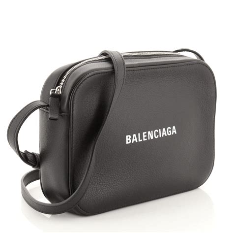 Balenciaga Câmera Bag